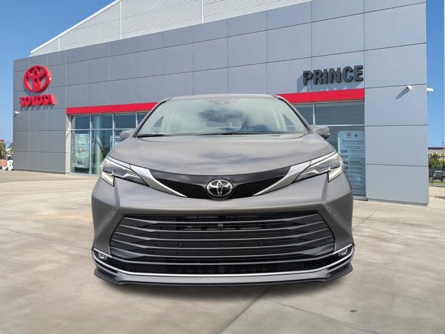 2026 Toyota Sienna Platinum