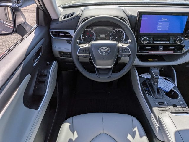 2026 Toyota Highlander XLE