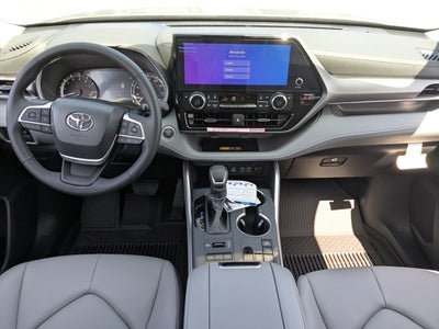 2026 Toyota Highlander XLE