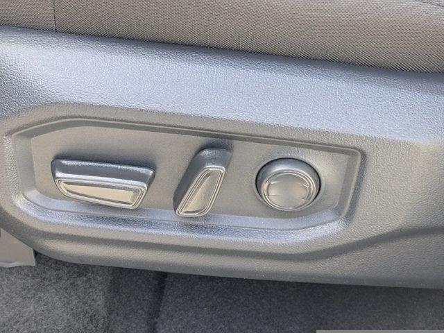 2026 Toyota Tundra 4WD SR5