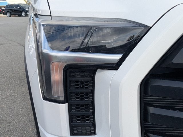 2026 Toyota Tundra 4WD SR5