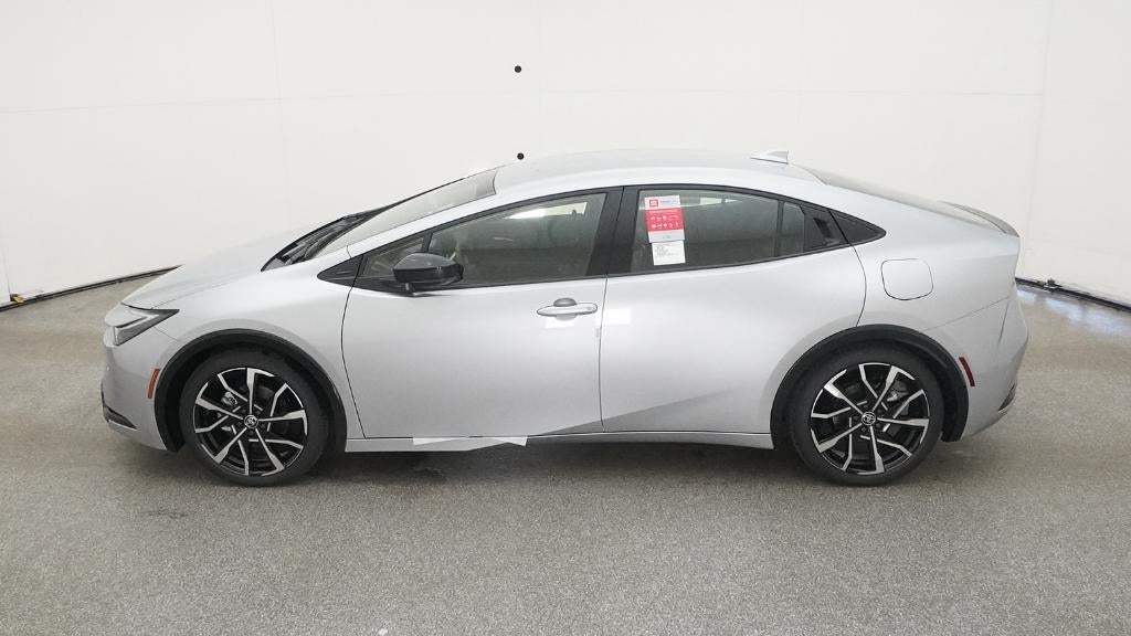 2025 Toyota Prius Plug-In Hybrid XSE