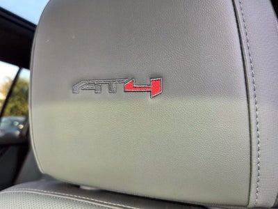 2025 GMC Acadia AT4