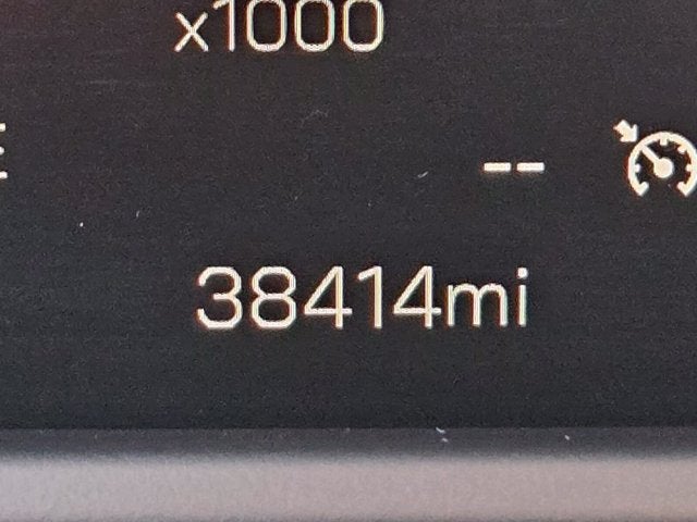 2025 GMC Acadia AT4
