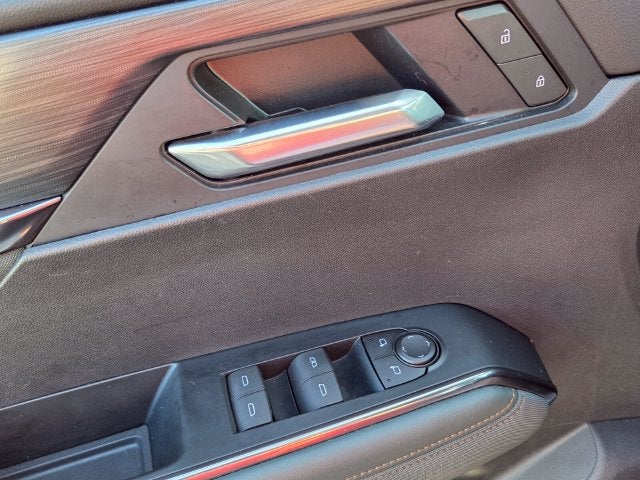 2025 GMC Acadia AT4