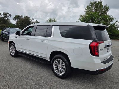 2023 GMC Yukon XL SLT