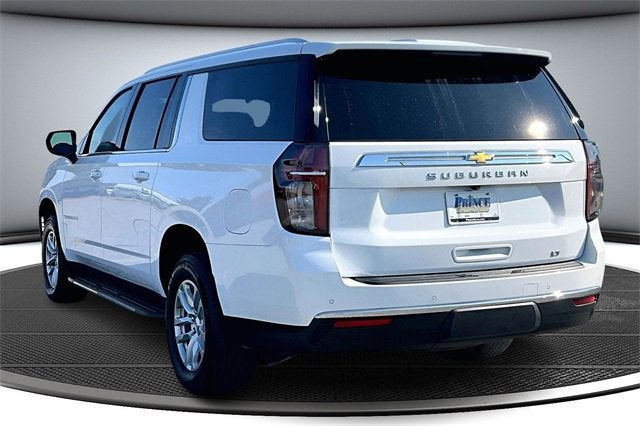 2024 Chevrolet Suburban LT