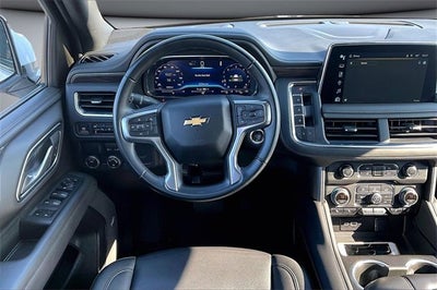 2024 Chevrolet Suburban LT