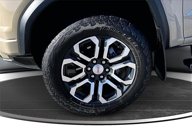 2024 GMC Canyon AT4