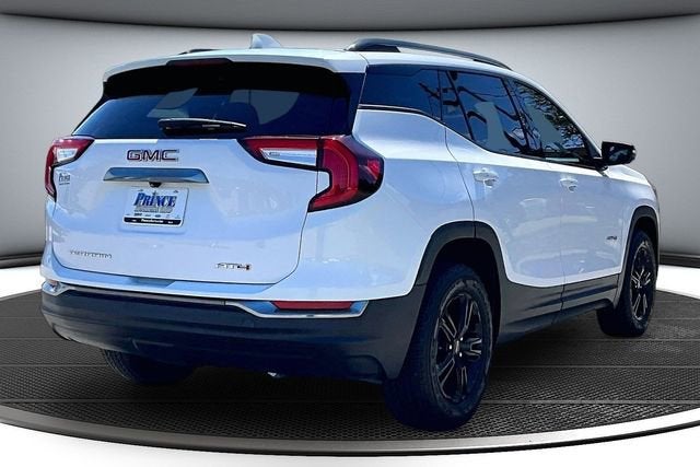 2023 GMC Terrain AT4