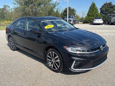 2025 Volkswagen Jetta SE