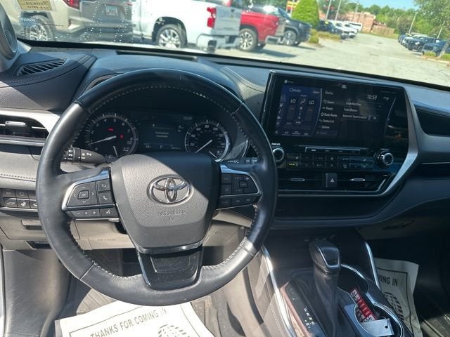 2021 Toyota Highlander Platinum