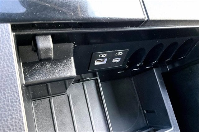 2025 Toyota Tundra 4WD SR