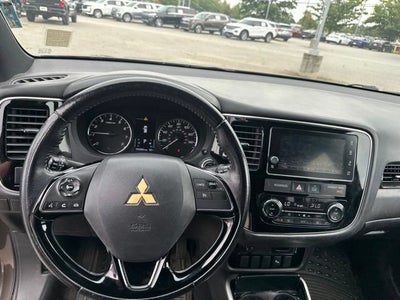 2018 Mitsubishi Outlander SE