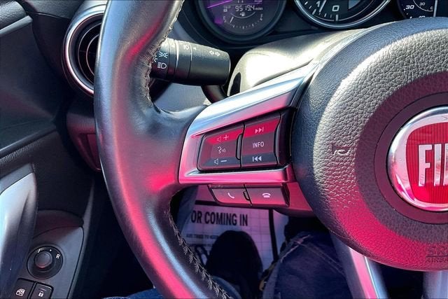 2020 FIAT 124 Spider Urbana Edition