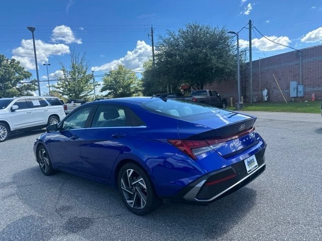 2024 Hyundai Elantra Limited