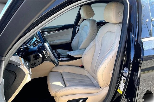 2018 BMW 5 Series 530i