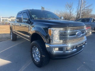 2017 Ford Super Duty F-250 SRW Lariat