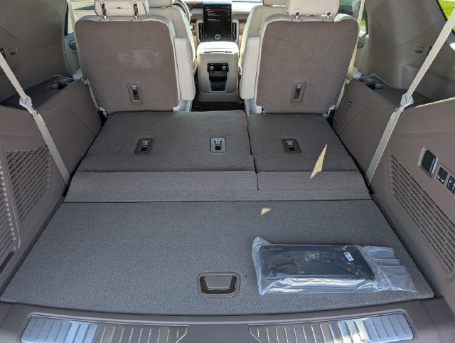 2027 GMC Yukon Denali