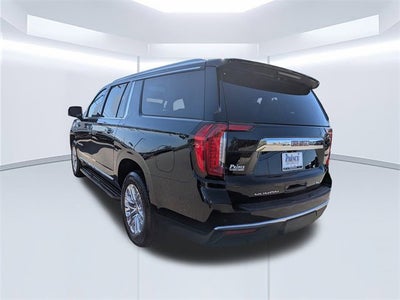 2022 GMC Yukon XL SLT