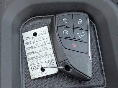 2025 GMC Sierra 2500 HD AT4