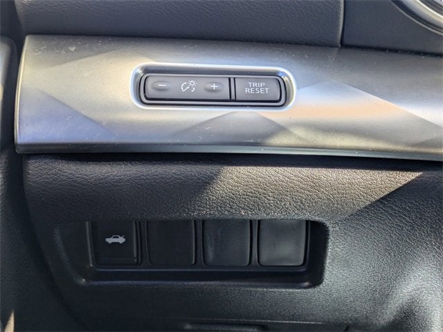 2023 Nissan Maxima SV