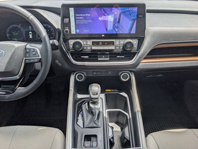 2026 Toyota Grand Highlander LE