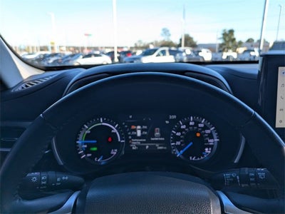 2023 Toyota Highlander Hybrid Bronze Edition