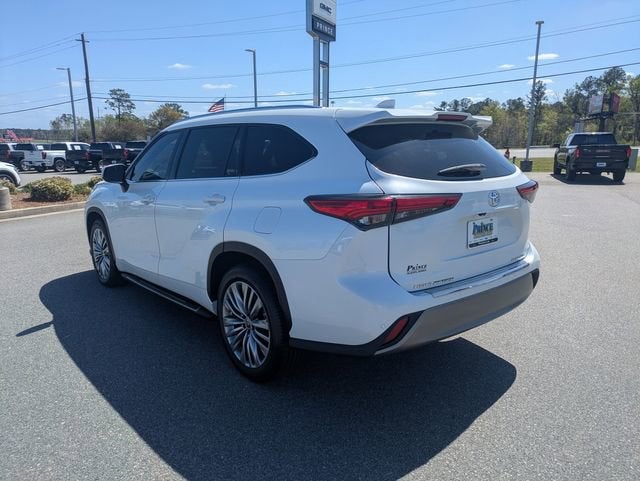 2022 Toyota Highlander Platinum