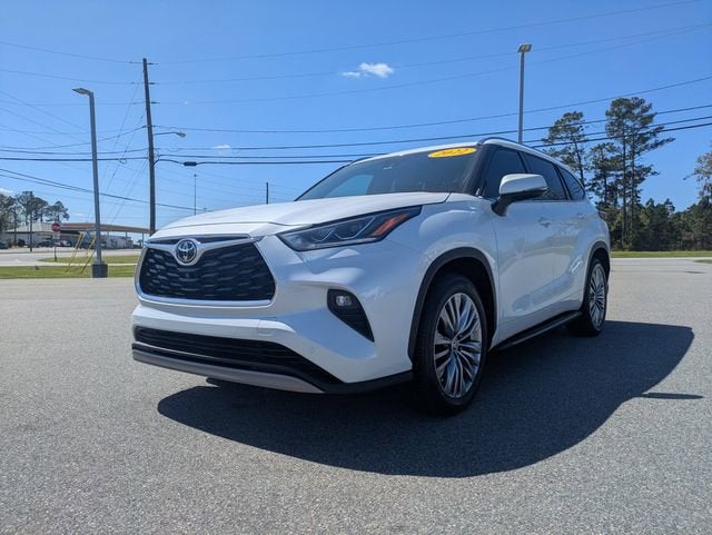 2022 Toyota Highlander Platinum