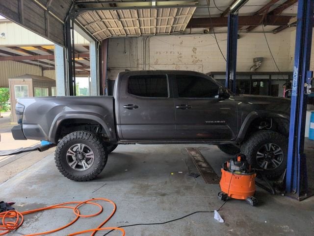 2018 Toyota Tacoma SR5