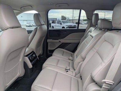 2023 Lincoln Aviator Standard