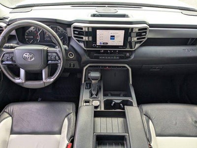 2022 Toyota Tundra 4WD SR5