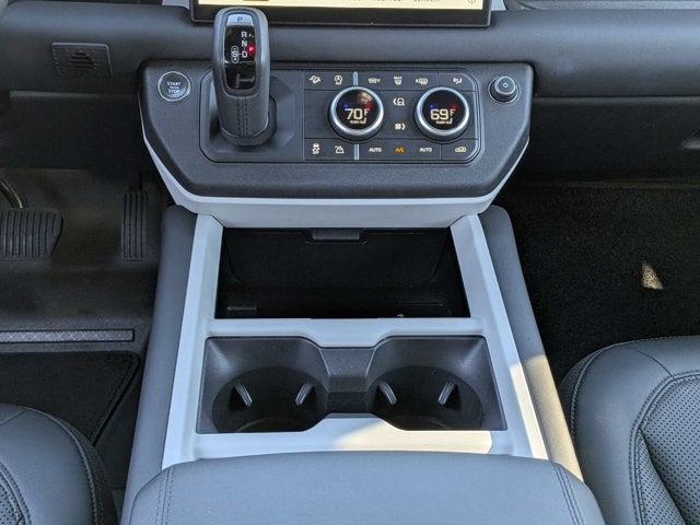 2025 Land Rover Defender S