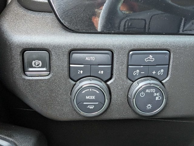 2025 Chevrolet Silverado 1500 LT LT1