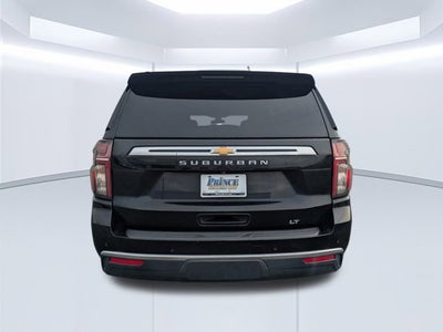 2022 Chevrolet Suburban LT