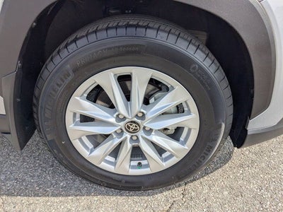 2024 Toyota Corolla Cross LE