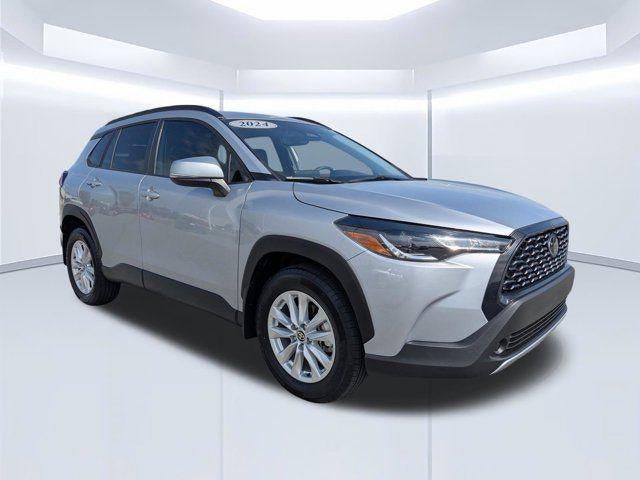 2024 Toyota Corolla Cross LE