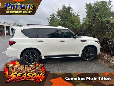 2023 INFINITI QX80 Premium Select