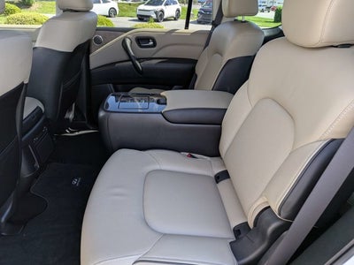 2023 INFINITI QX80 Premium Select