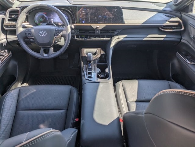 2025 Toyota Crown Signia Limited