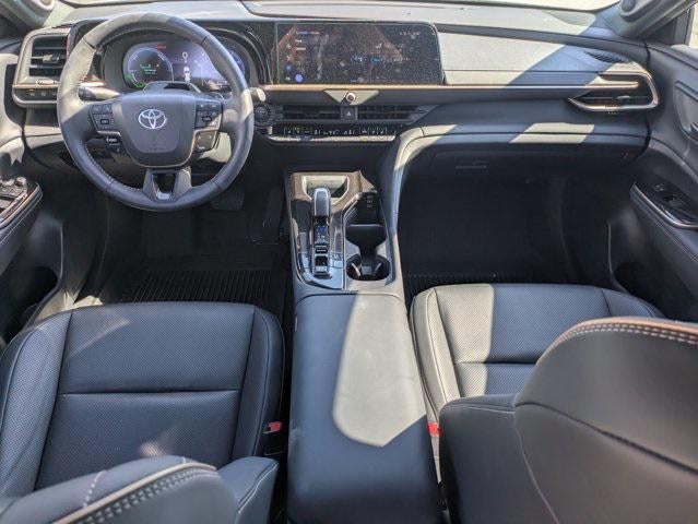 2025 Toyota Crown Signia Limited