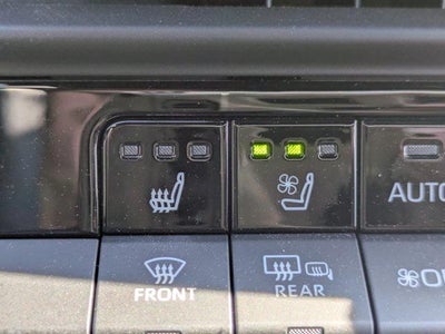 2025 Toyota Crown Signia Limited