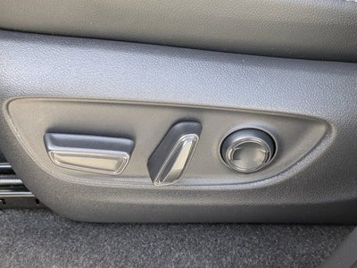 2025 Toyota Land Cruiser Base PREMIUM