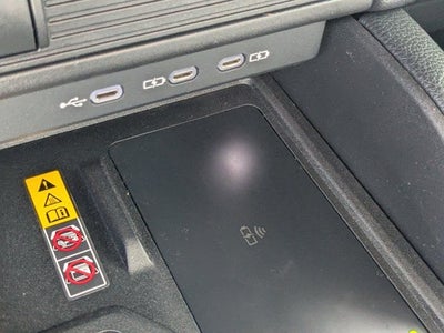 2025 Toyota Land Cruiser Base PREMIUM