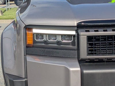 2025 Toyota Land Cruiser Base PREMIUM