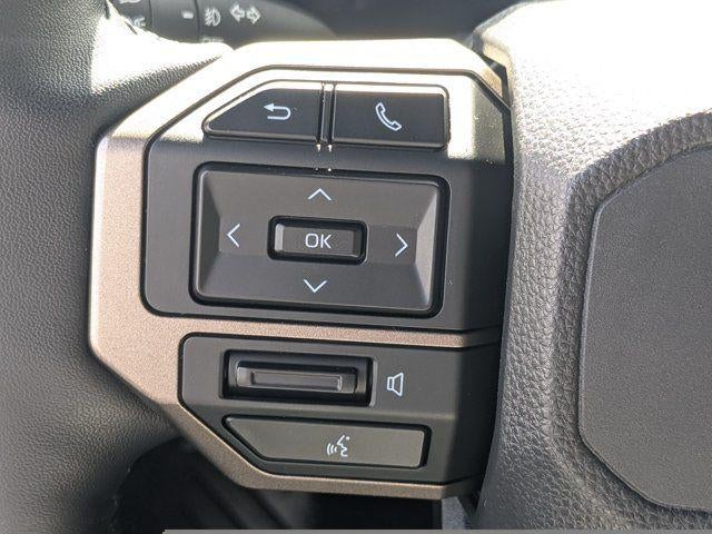 2025 Toyota Land Cruiser Base PREMIUM