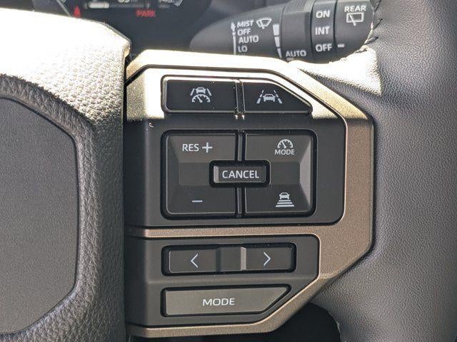 2025 Toyota Land Cruiser Base PREMIUM