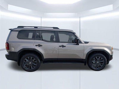 2025 Toyota Land Cruiser Base PREMIUM