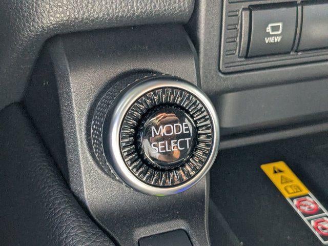2025 Toyota Land Cruiser Base PREMIUM